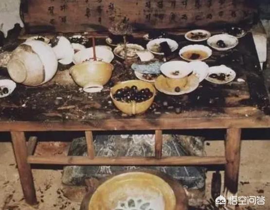 中国最恐怖的陵墓，中国有哪些比较“诡异”的出土文物