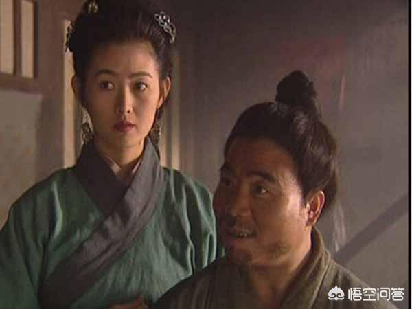 为什么《金瓶梅》中的潘金莲和《水浒》中的潘金莲早期品格差别大？:潘金链