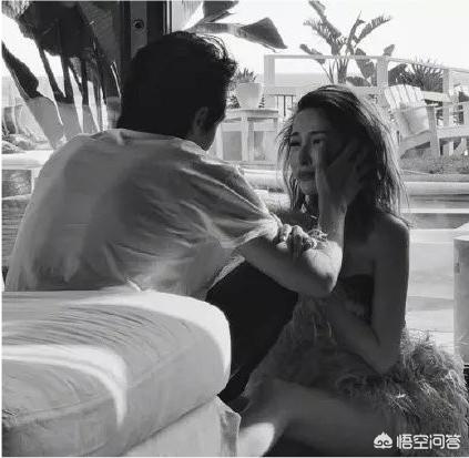 萧亚轩称有大事发生:萧亚轩搬离昔日爱巢，曾患抑郁症是真的吗？现在复发了吗？