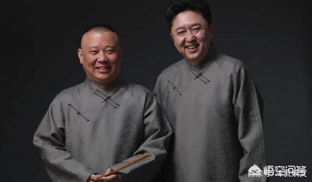 郭碧晨:电影《长津湖》中杨根思为什么抱着炸药包冲过去而不直接扔？