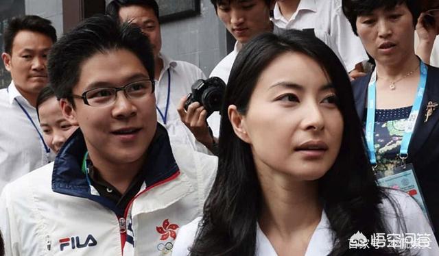 霍启刚为什么娶郭晶晶:霍启刚宣布正式参选香港立法会议员，为何郭晶晶却缺席发布会？