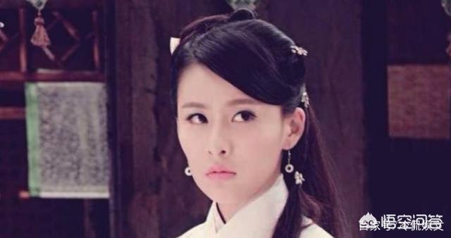 贾青照片:将底裤当礼物送给导演，被王思聪撕成18线，她是谁？