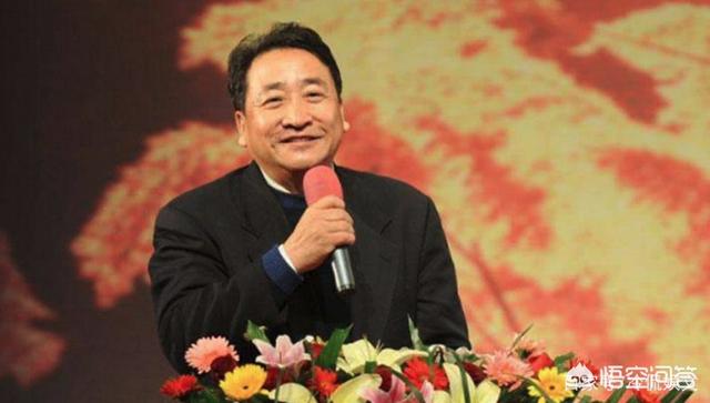 姜昆的女儿:她因举报姜昆被封杀，如今满头白发让人心疼，为何要那么做