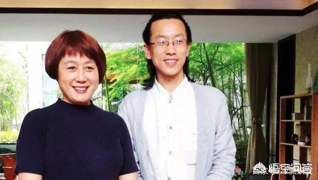 姜昆的女儿:她因举报姜昆被封杀，如今满头白发让人心疼，为何要那么做
