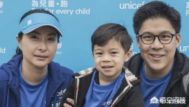 姜昆的女儿:她因举报姜昆被封杀，如今满头白发让人心疼，为何要那么做
