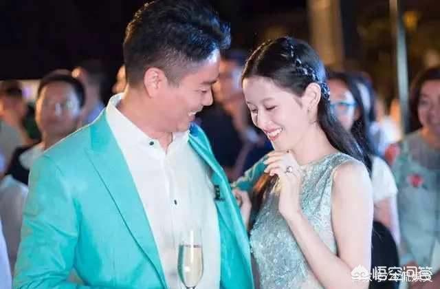 张默的母亲:中年的邓婕举步维艰，离婚协议是她的伤痛，离婚协议究竟写了啥？
