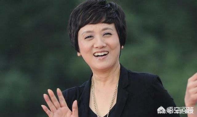 张默的母亲:中年的邓婕举步维艰，离婚协议是她的伤痛，离婚协议究竟写了啥？