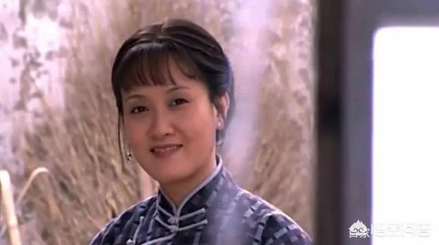 张默的母亲:中年的邓婕举步维艰，离婚协议是她的伤痛，离婚协议究竟写了啥？