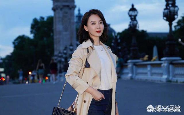 张默的母亲:中年的邓婕举步维艰，离婚协议是她的伤痛，离婚协议究竟写了啥？