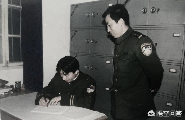 历史上有哪些聪明反被聪明误的事例？