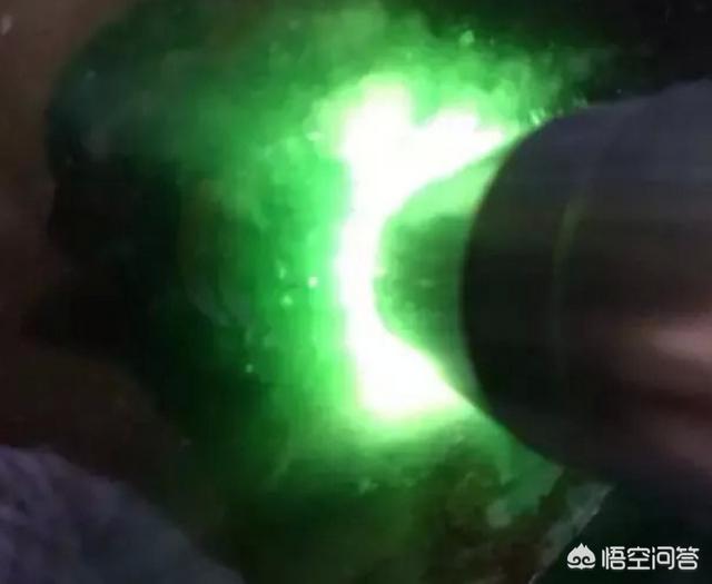 怎么鉴别一块石头是不是玉？插图100