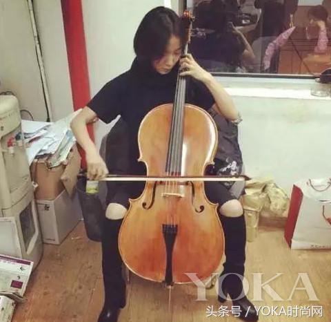 王珞丹红毯被求婚:听说王珞丹也去了这次的纽约时装周，表现如何啊？
