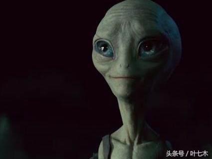 外星人穿不穿衣服？