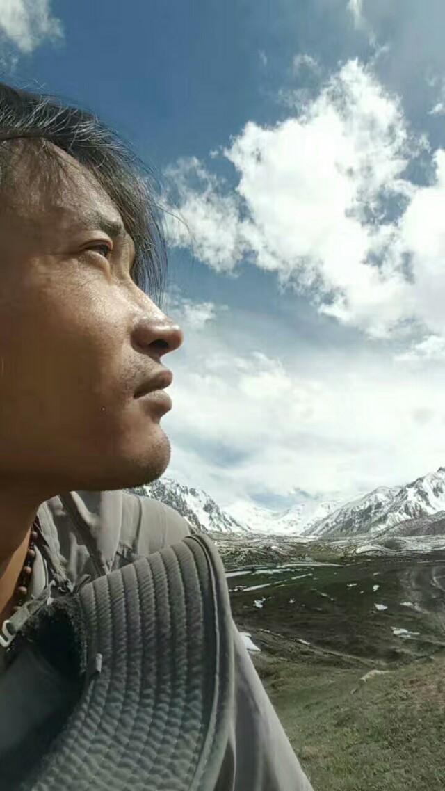 和田玉手镯种类,教你认识几种假和田玉手镯？