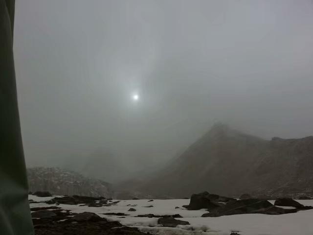 和田玉手镯种类,教你认识几种假和田玉手镯？