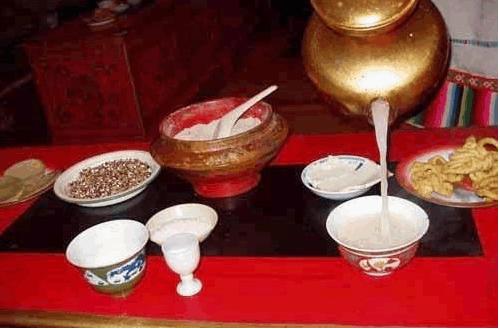 窦靖童拉萨吃雪:拉萨最有名的十大小吃是什么？