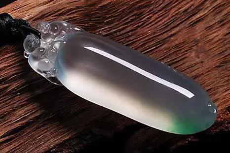 玉分什么种 冰种 水种,水种翡翠的水和种是什么意思？