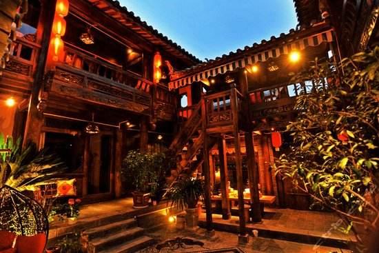 枕头下三不放,家里不用的旧枕头怎么处理？是直接扔掉吗？