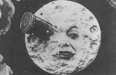 把月球炸了犯法吗，为什么俄罗斯科学家说把月球炸了，地球才安全