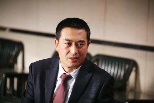 王海燕的前夫:为什么很多人喜欢张嘉译？