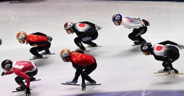 河娜京摔倒:女子短道韩国绊倒加拿大为什么不犯规？