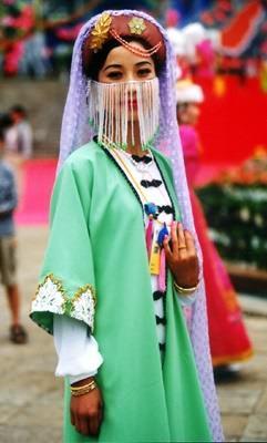 徐娇汉服:徐娇穿汉服惊艳、民族风原来这么美，哪些汉服元素适合日常搭配？