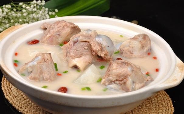 猪棒骨怎么能熬出浓白的汤，猪棒骨怎么能熬出浓白的汤？