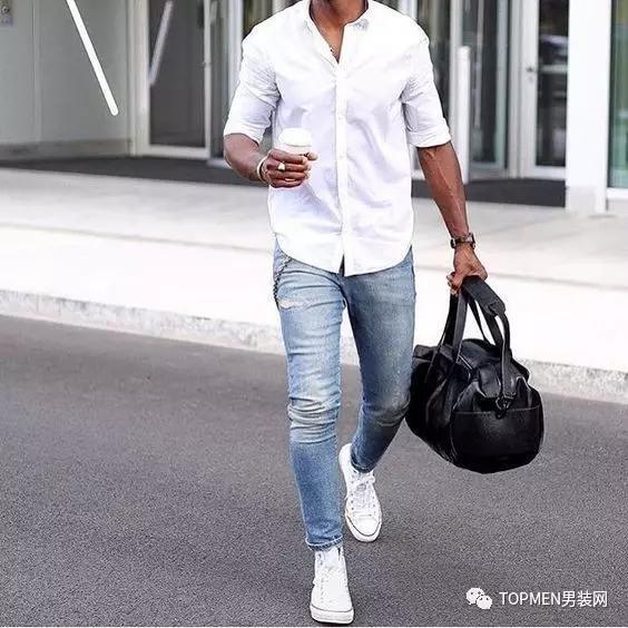 蔡明男人装照:被媒体称为“尤物”如时光雕刻的美人，许晴究竟是个怎样的人？