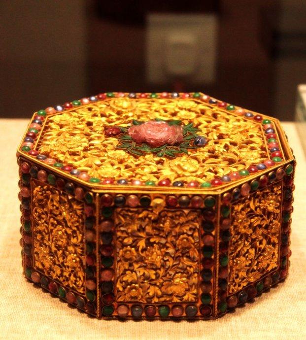 头条问答 - 故宫珍宝馆的皇帝家里都藏有哪些奇珍异宝?(1个回答)