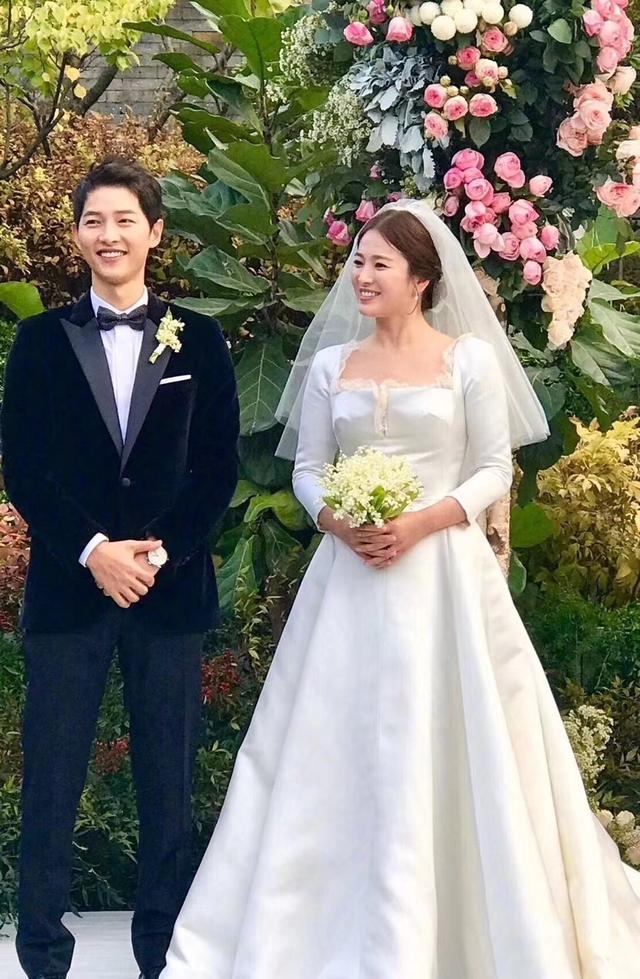 头条问答 - 双宋婚礼上都有哪些单眼皮帅哥出席?(7个回答)