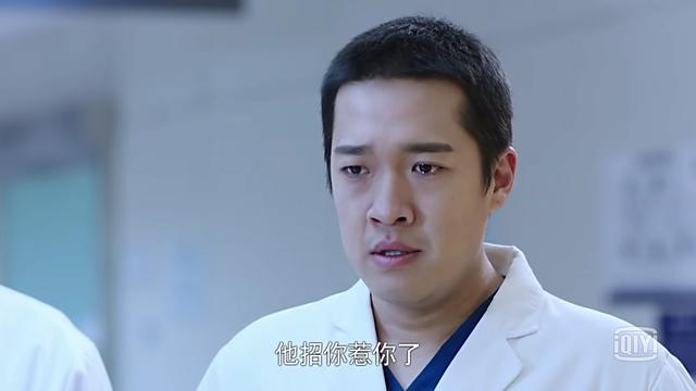 王璐丹主演的电视剧:如何评价张嘉译、王珞丹主演的《急诊科医生》呢