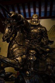 张飞怎么死的:三国的张飞是怎么死的？是什么原因导致？