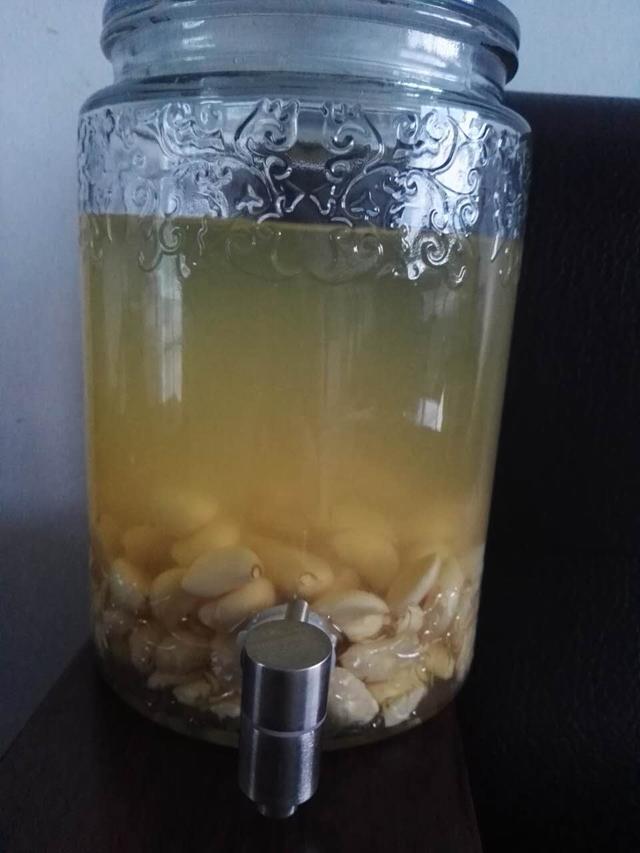 白酒泡大蒜有什么神奇功效和作用
