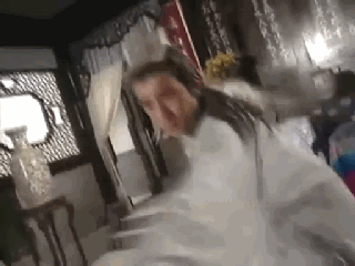 斗战神将火焰蛇果:天龙八部中，若将六脉收放自如的段誉对上扫地僧，谁更厉害？