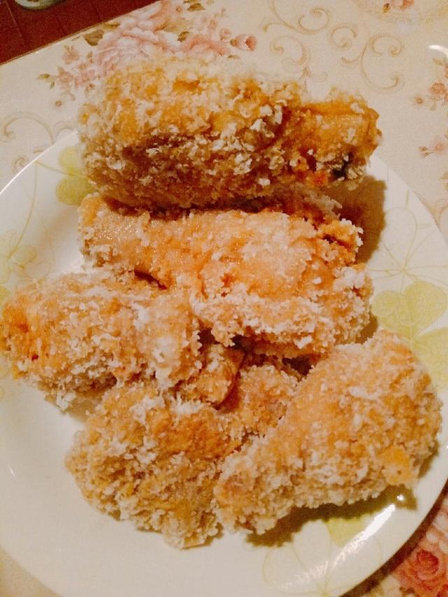 腌制韩式炸鸡鸡腿可以放什么香料,能达到去腥增香的作用,腌制好了一般