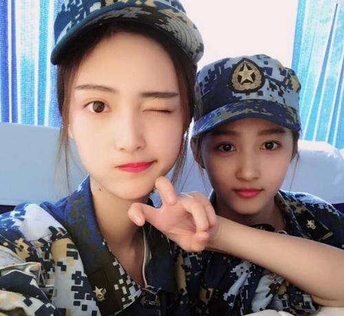 盛蕙子:当关晓彤室友是一种什么样的体验？
