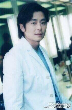 韦唯李谷一:有谁记得九十年代轰动一时的歌坛第一案是怎么回事