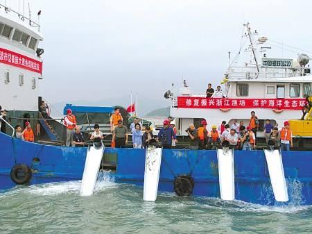 野地图鱼图片:野地图鱼图片大全集 一般河里面，或者湖里面，在河底的都是什么鱼？