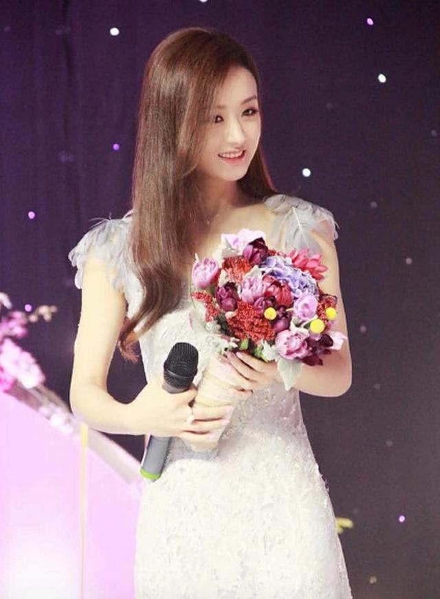 你认为最漂亮的三位女星是谁？