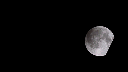 为什么月亮会诱发精神病，为什么俄罗斯科学家说把月球炸了，地球才安全