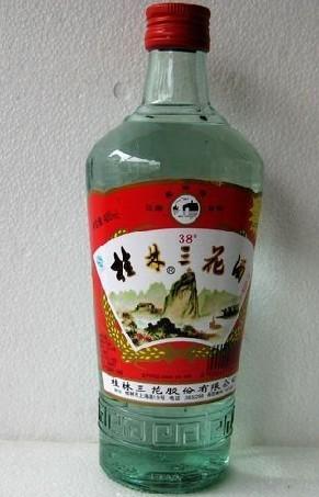 喝白酒和喝啤酒相比，哪个更<a href=https://maguai.com/list/56-0-0.html target=_blank class=infotextkey>健康</a>(喝白酒和啤酒哪个发胖)