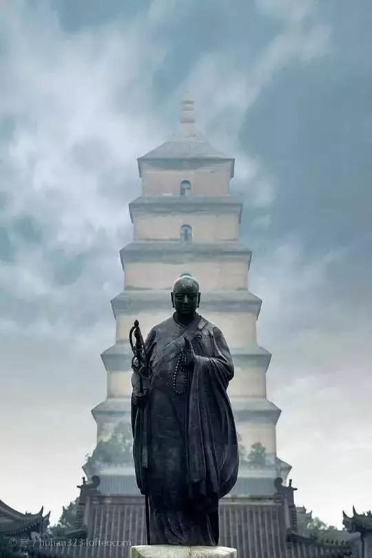 西安钟楼修缮完成:西安大雁塔下面，真的有地宫吗？