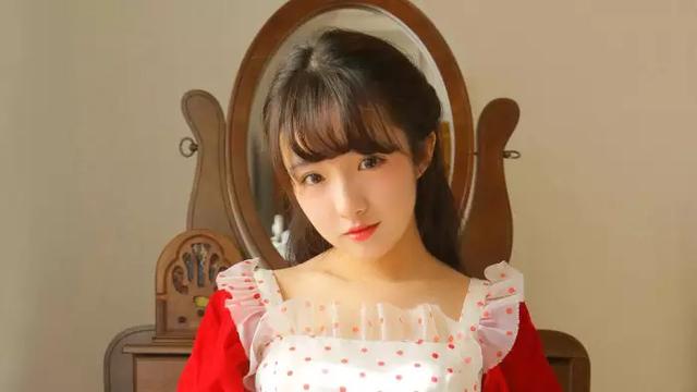 女生哪些信号说明她对你动情了？
