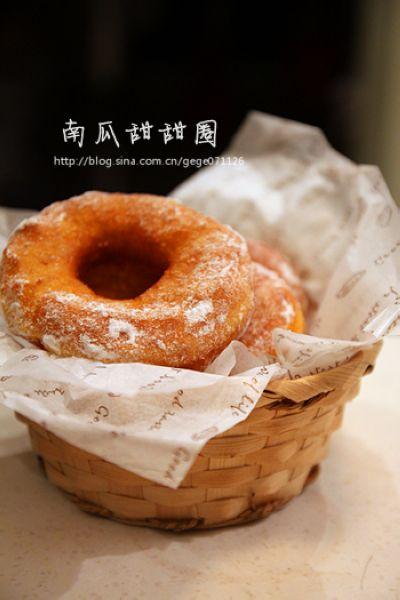 电饼铛做甜甜圈的做法:#暖暖的胃道#在家怎么做甜甜圈？什么口味的甜甜圈做好吃？
