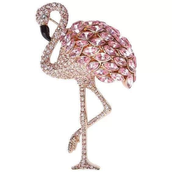 为什么火烈鸟形象会成为时尚圈的最爱、服装和珠宝设计都爱用？:火烈鸟象征什么 第30张