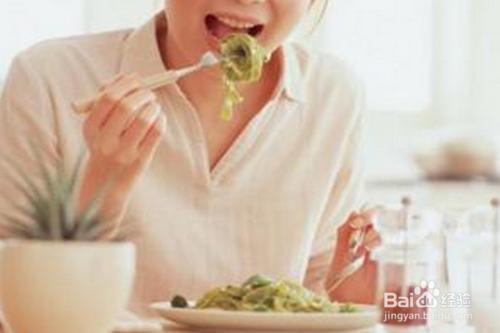 脸部很胖的仓鼠品种:眼睛小，瞳孔小，脸胖，怎么办？ 脾气好的仓鼠品种