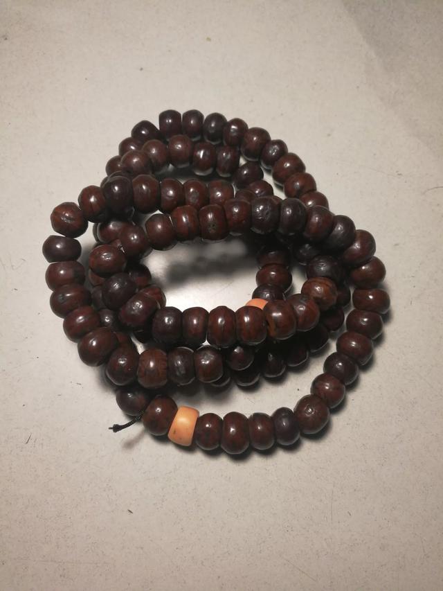 老凤眼菩提子与仿旧菩提的区别有哪些？