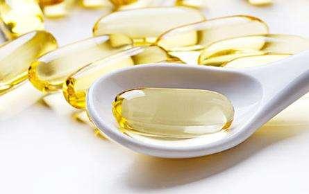 颈纹深怎么办(颈纹深怎么办怎么改善)