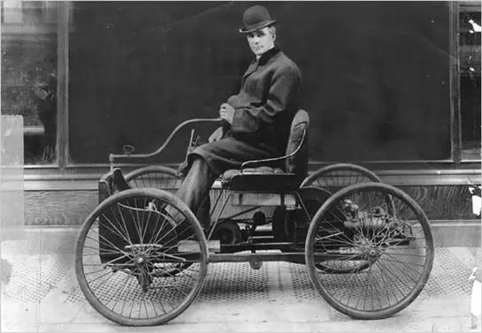 世界第一辆电动汽车，世界上第一辆电动车是谁发明的？