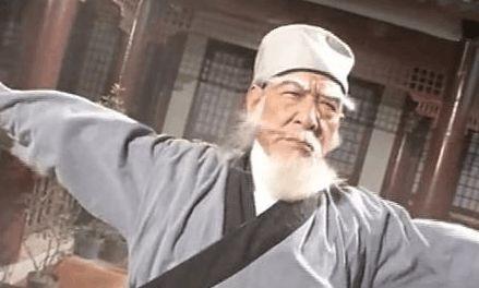 斗战神将火焰蛇果:天龙八部中，若将六脉收放自如的段誉对上扫地僧，谁更厉害？
